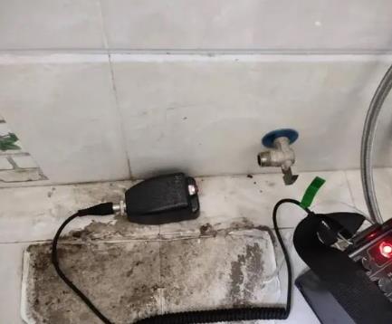 芜湖屋顶漏水维修公司分享下卫生间漏水的危害及解决方法